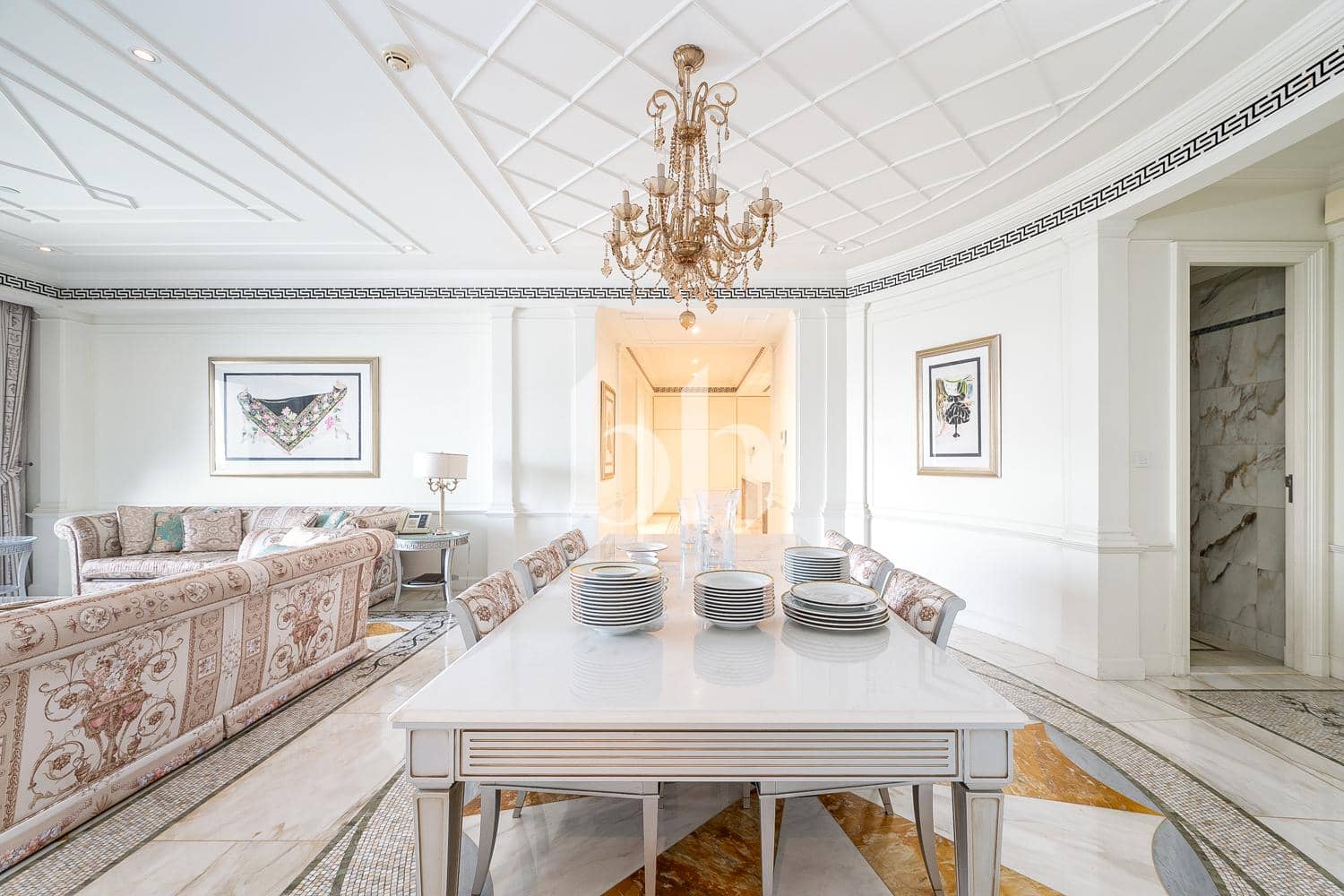 3 Bedroom Apartment in Palazzo Versace - photo 1