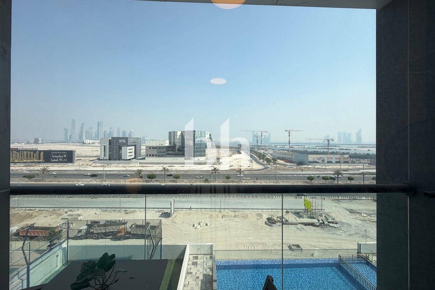 Studio Apartment in Dubai Healthcare City 2 Al Waleed Garden 2 - photo 1