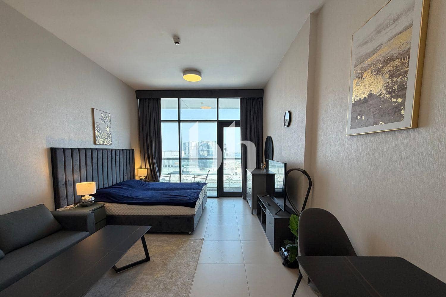 Studio Apartment in Dubai Healthcare City 2 Al Waleed Garden 2 - photo 2