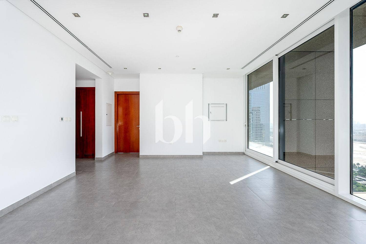 1 Bedroom Apartment in Maze Tower