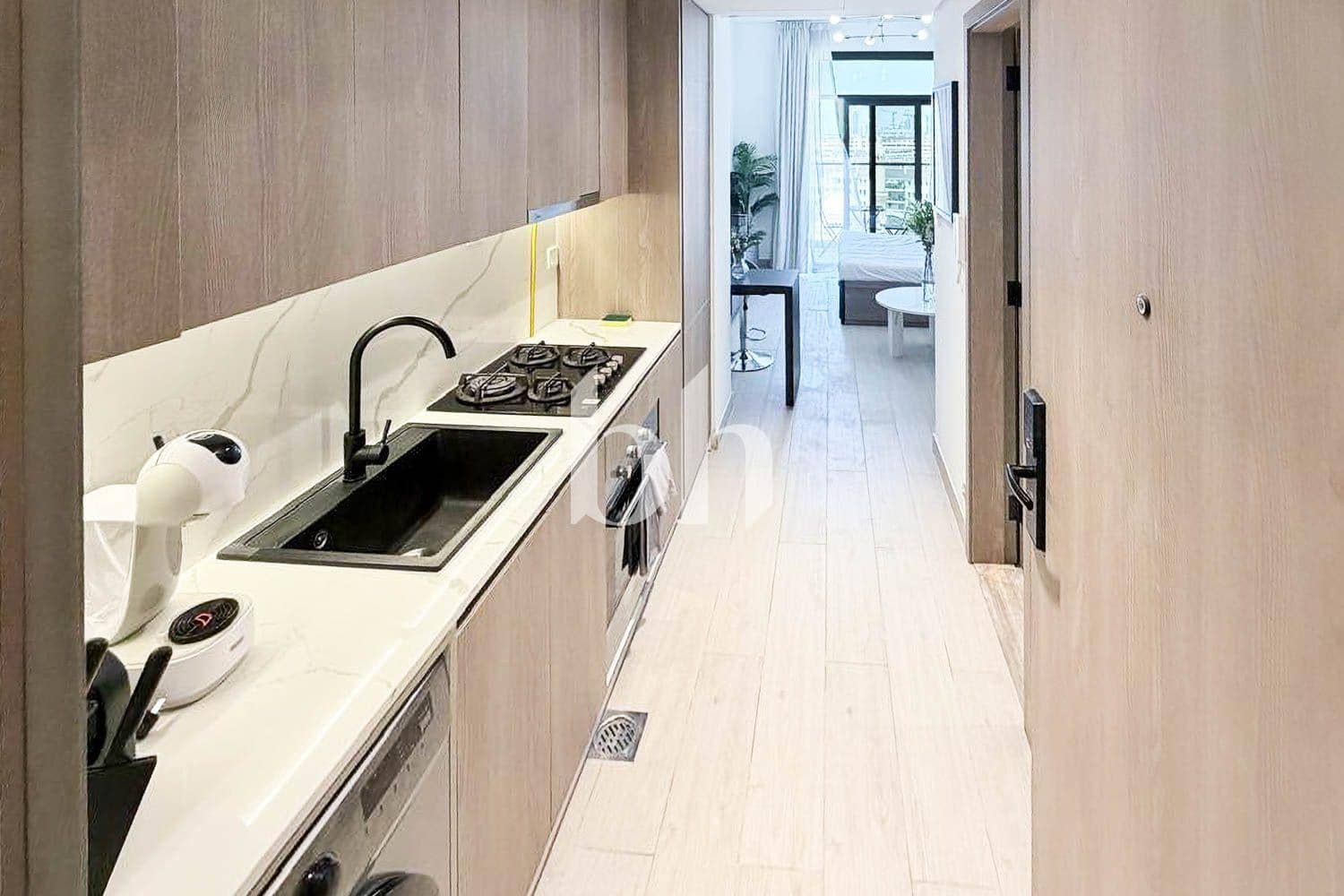 Studio Apartment in Laya Heights - photo 1