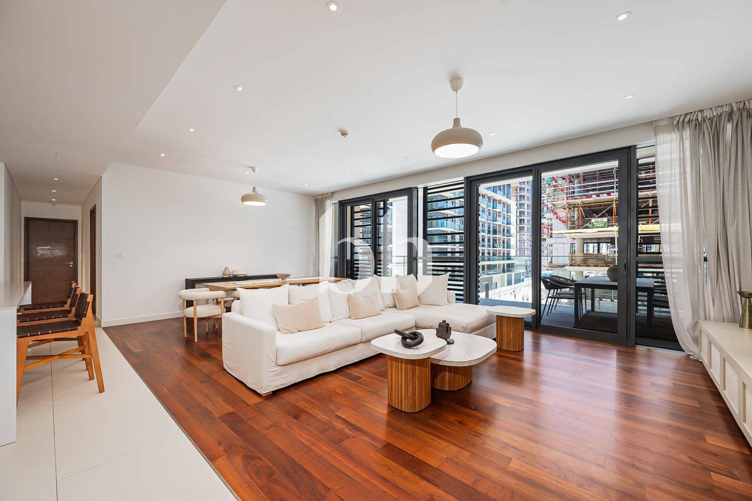 3 Bedroom Apartment in Building 9, City Walk