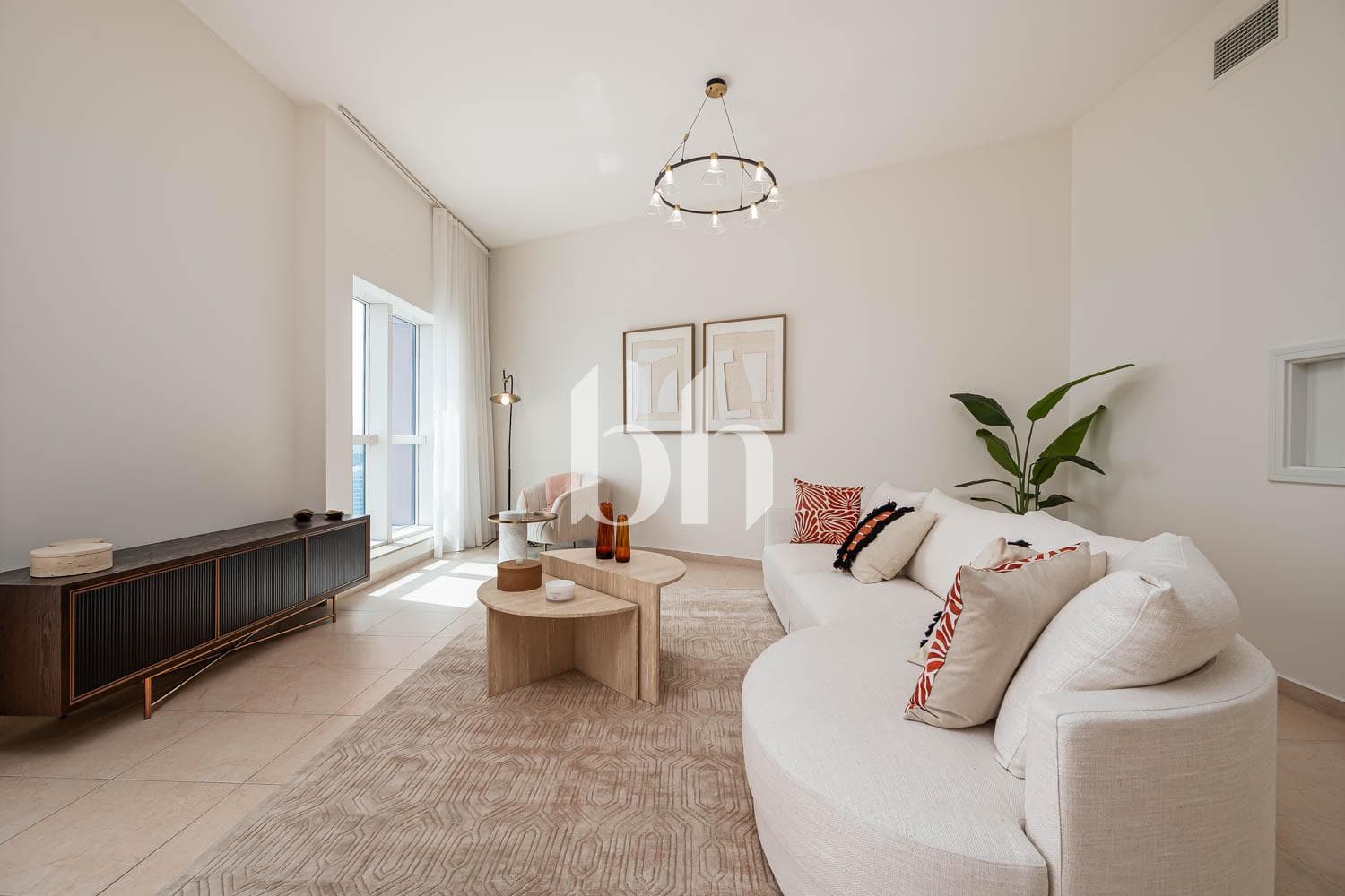 2 Bedroom Apartment in Dubai Jewel Tower - photo 2