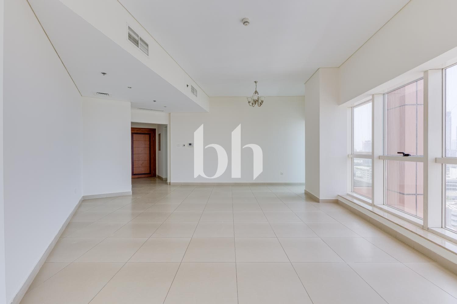2 Bedroom Apartment in Dubai Jewel Tower - photo 1