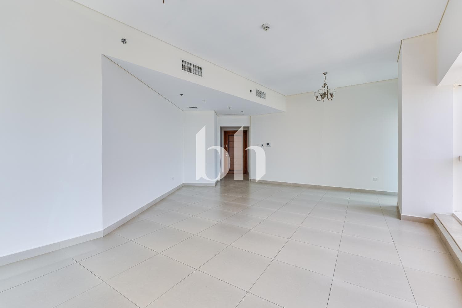 2 Bedroom Apartment in Dubai Jewel Tower - photo 2