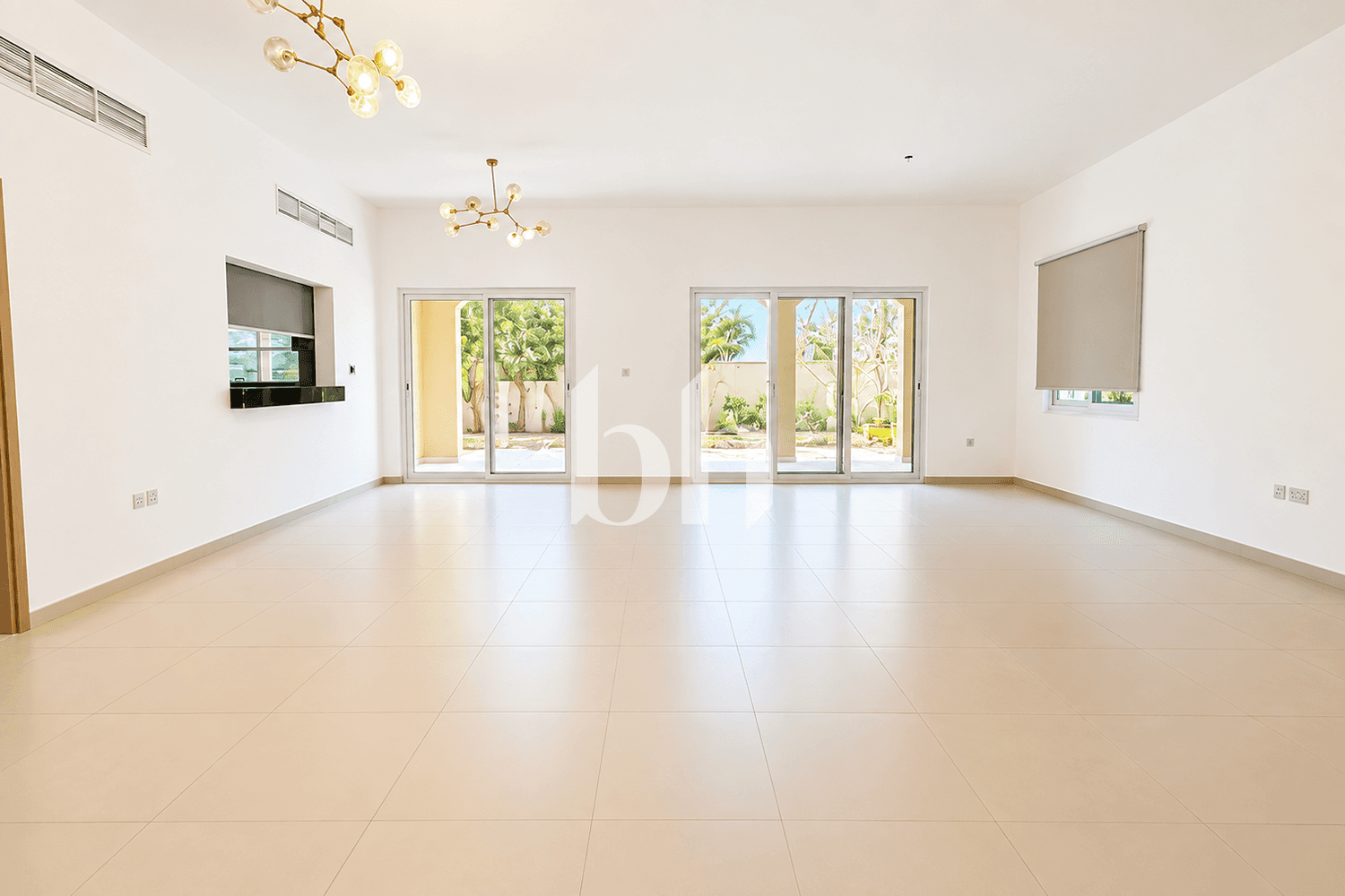 5 Bedroom Villa in La Quinta, Villanova - photo 2