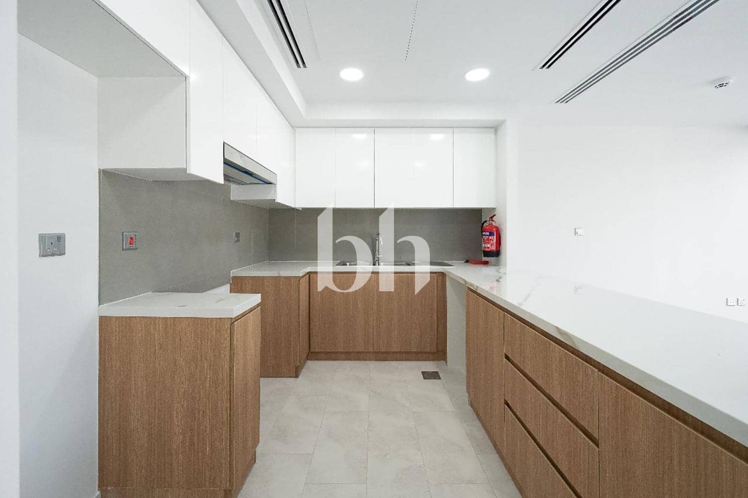 3 Bedroom Townhouse in La Rosa 5 - photo 1