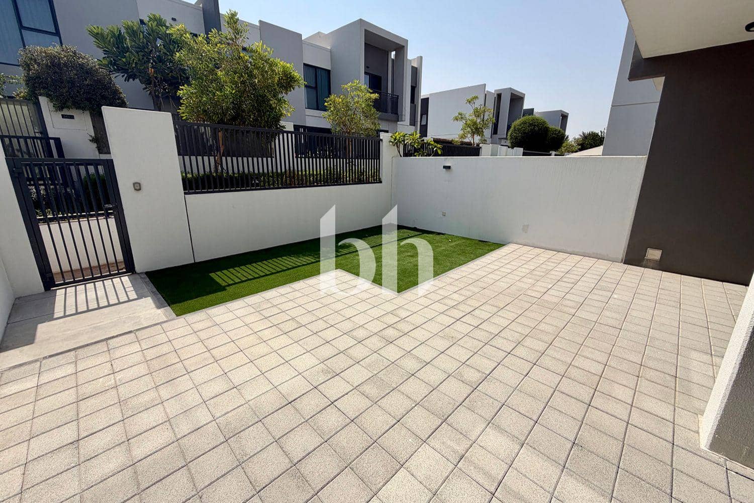 3 Bedroom Townhouse in La Rosa 5