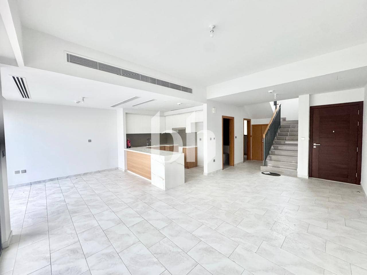 3 Bedroom Townhouse in La Rosa 3 - photo 2