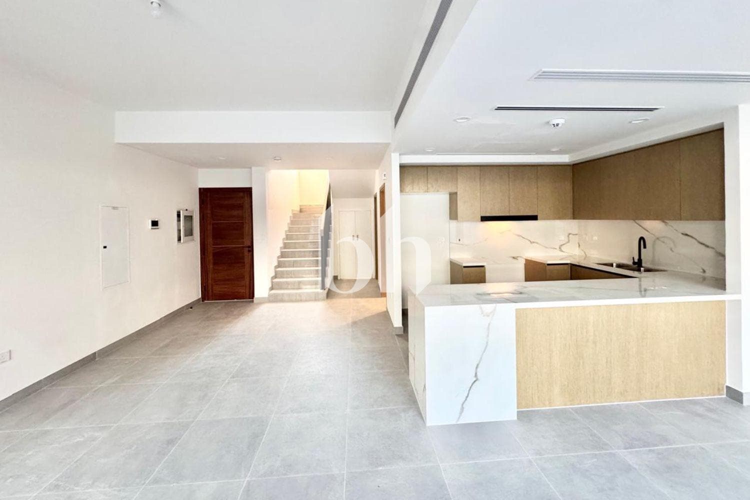 3 Bedroom Townhouse in La Violeta 1 - photo 1