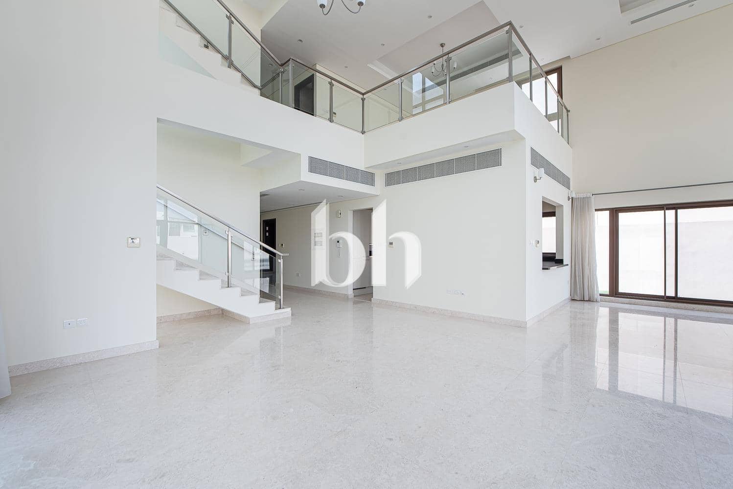 6 Bedroom Villa in Grand Views