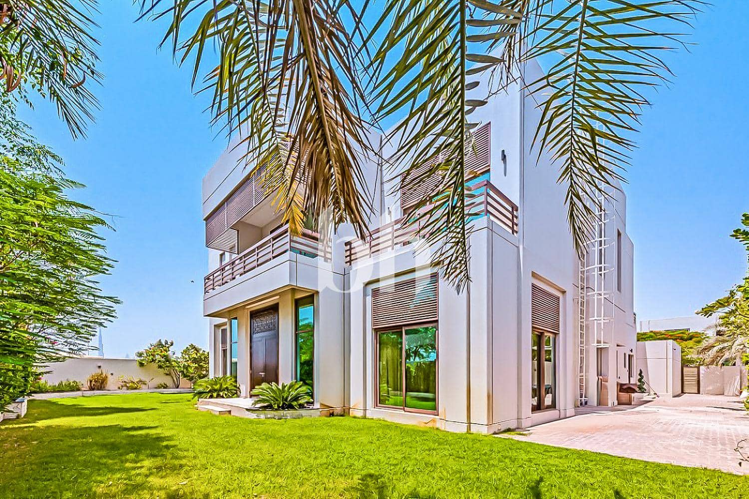 5 Bedroom Villa in Millennium Estates