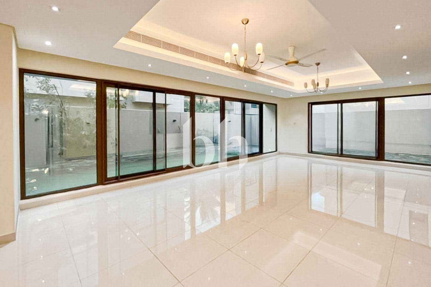 4 Bedroom Townhouse in Grand Views
