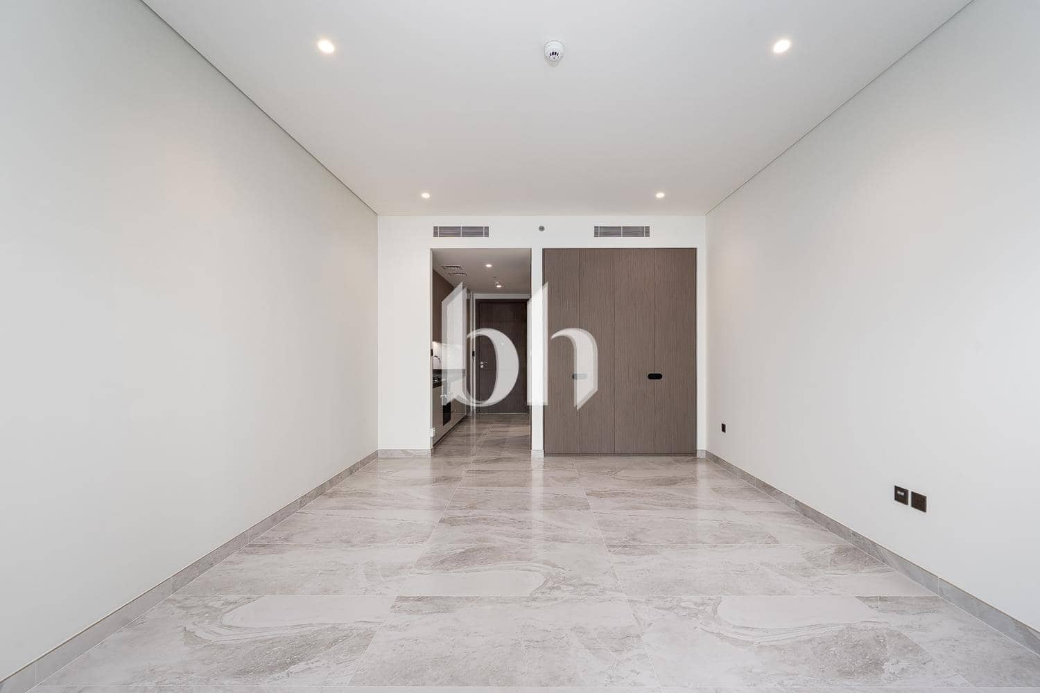 Studio Apartment in The Peninsula Five 3 - photo 1