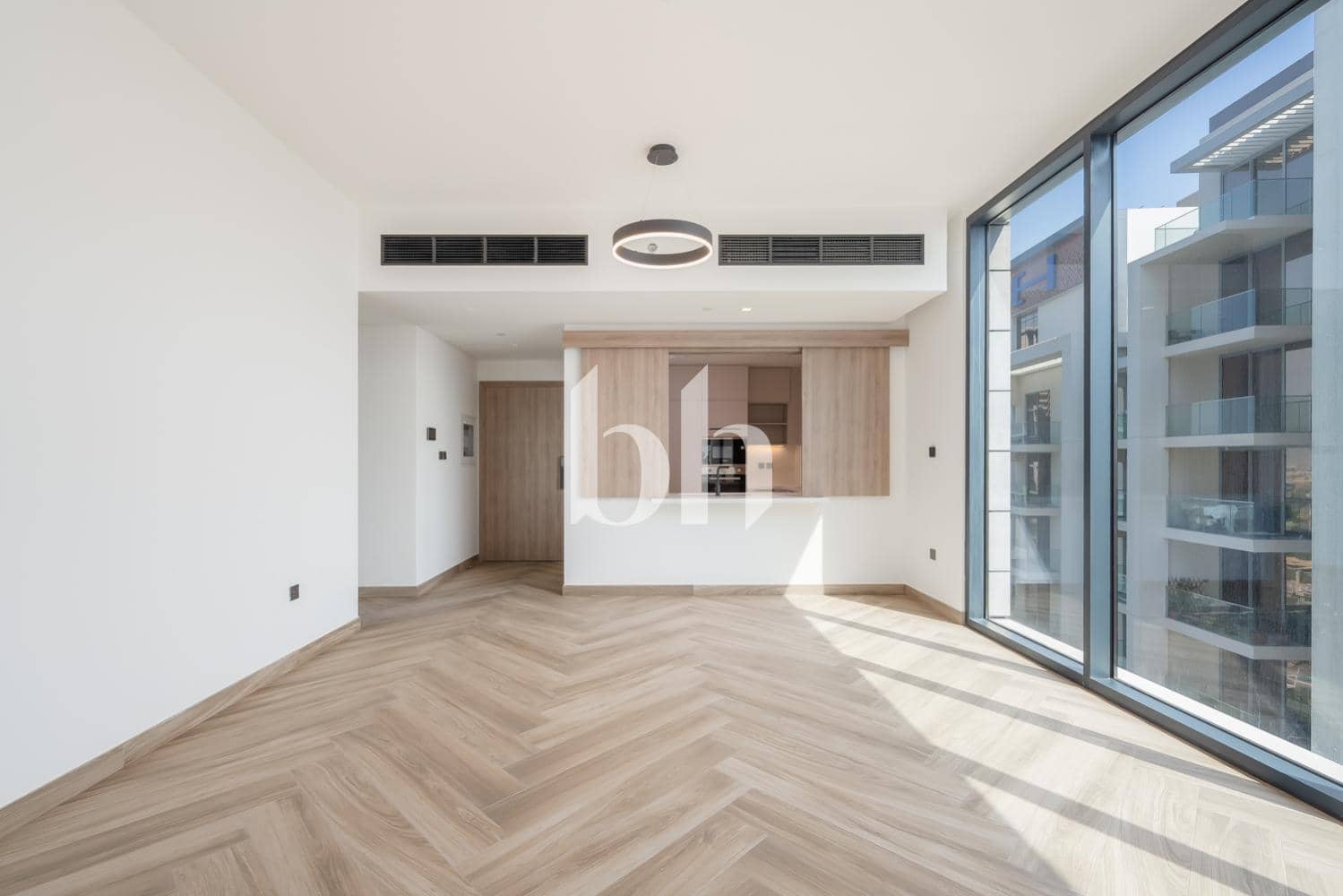 2 Bedroom Apartment in 399 Hills Park B - photo 2