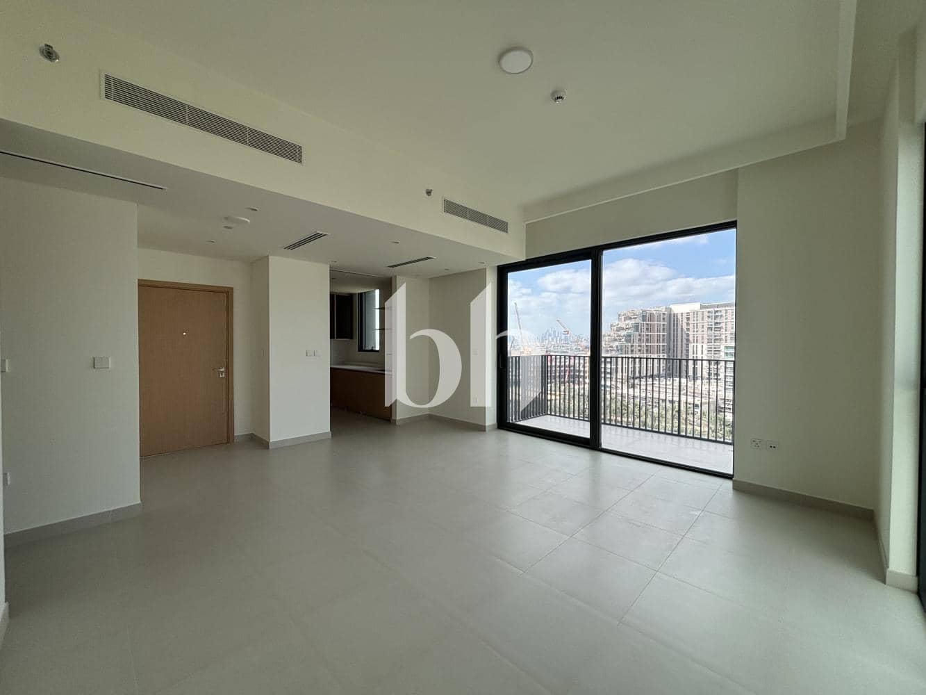 3 Bedroom Apartment in Park Horizon Tower 2 - photo 1