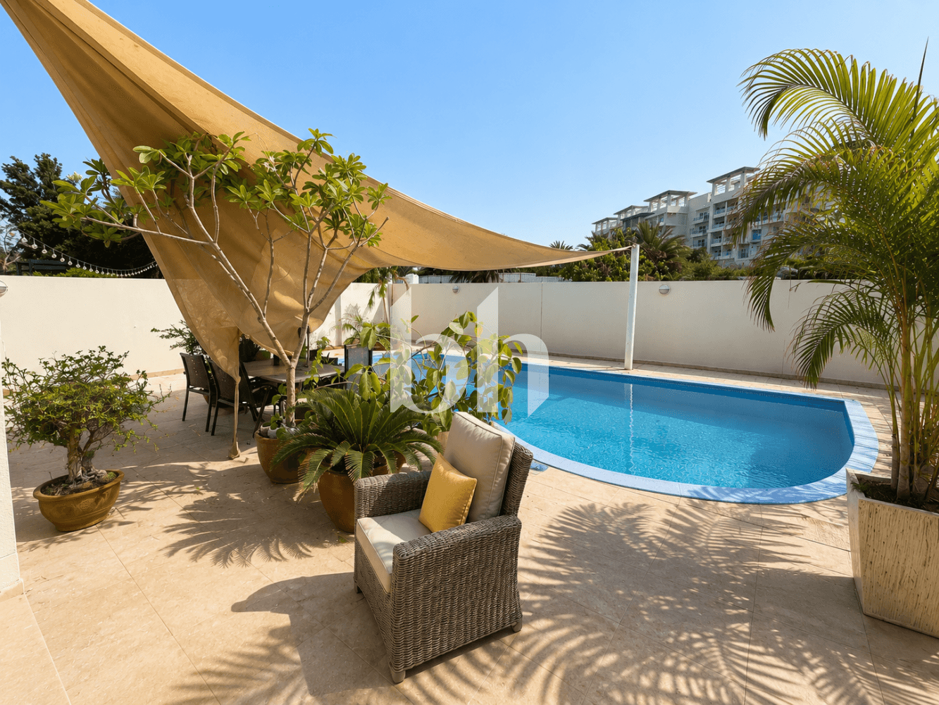 5 Bedroom Villa in Meadows 2