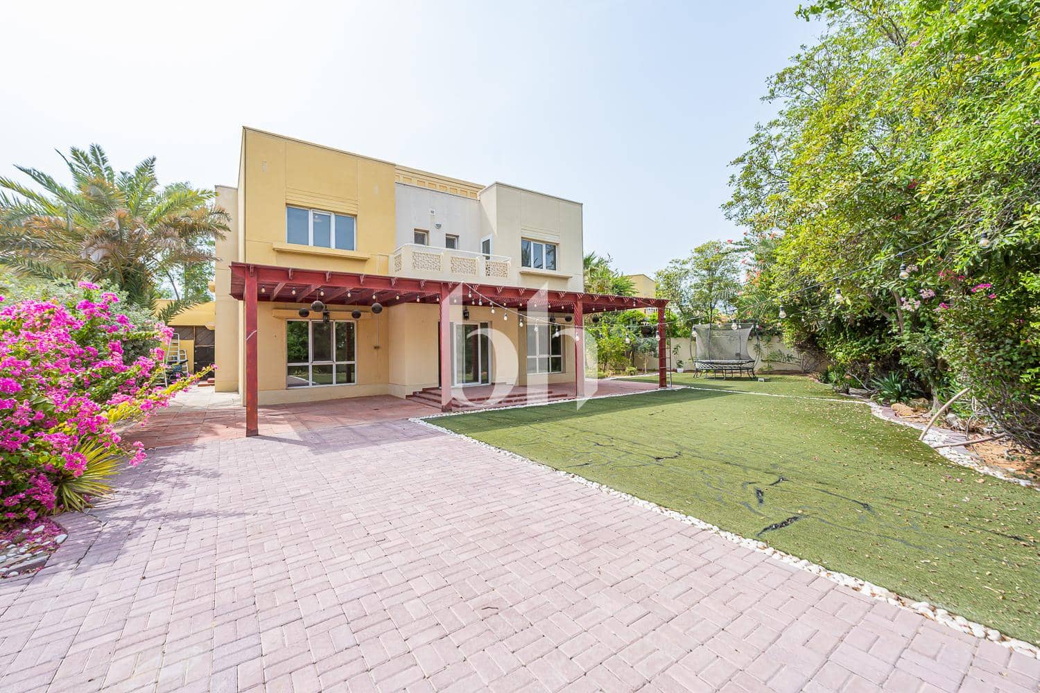 5 Bedroom Villa in Meadows 2