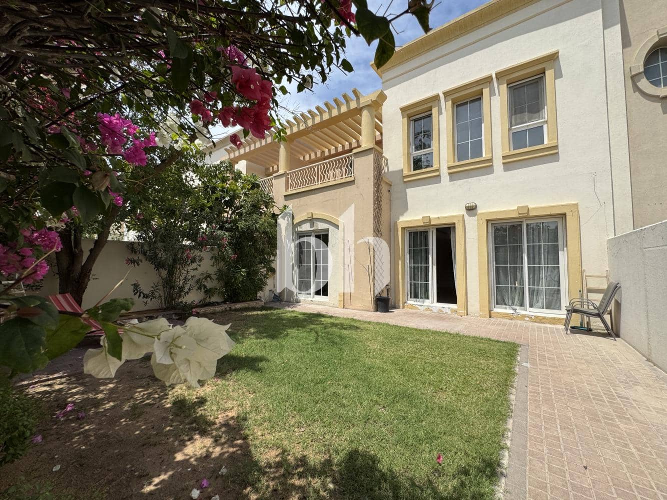 3 Bedroom Townhouse in Springs 4