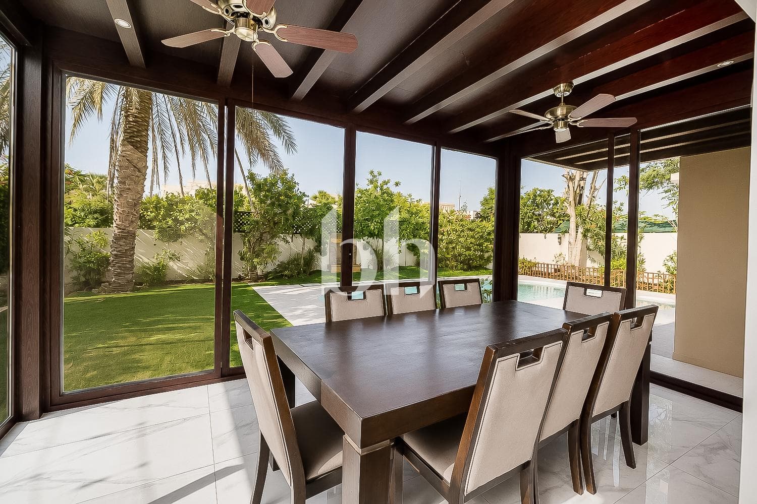 4 Bedroom Villa in Meadows 4 - photo 2