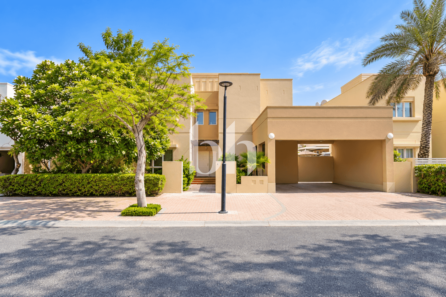 4 Bedroom Villa in Meadows 8