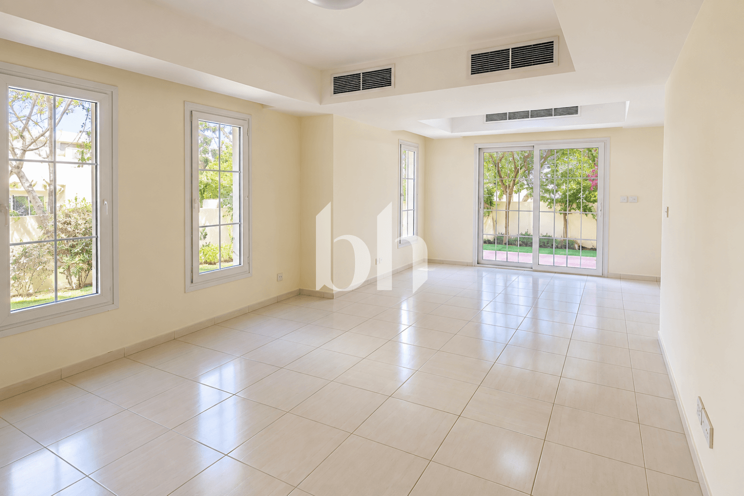 3 Bedroom Villa in Springs 3 - photo 1