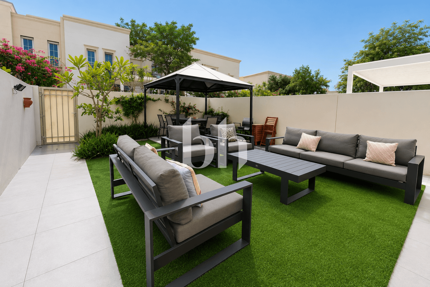 2 Bedroom Townhouse in Springs 9