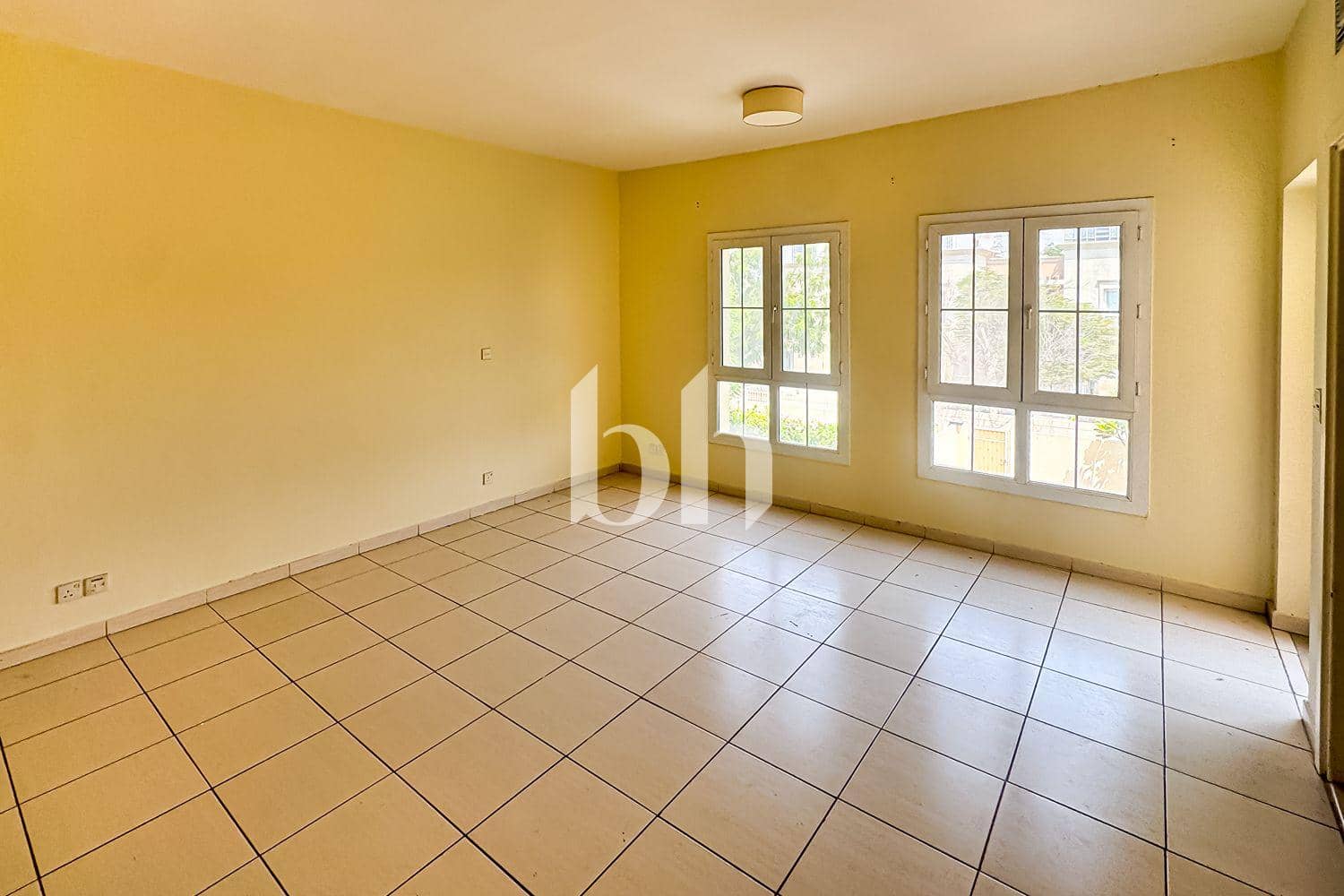 3 Bedroom Townhouse in Springs 10 - photo 1