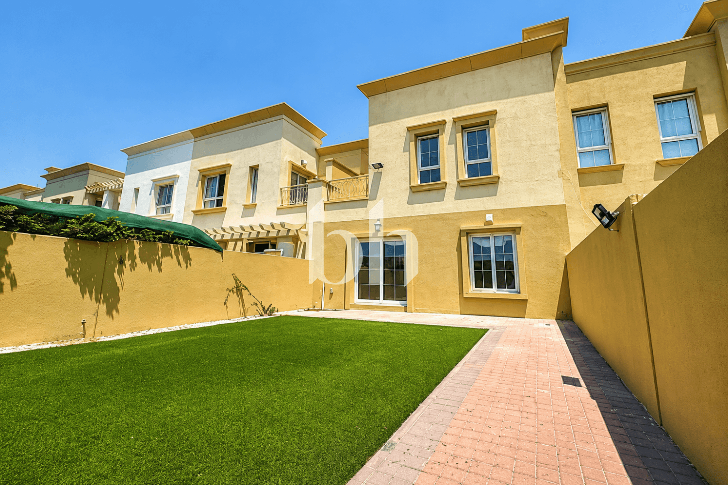 2 Bedroom Townhouse in Springs 7