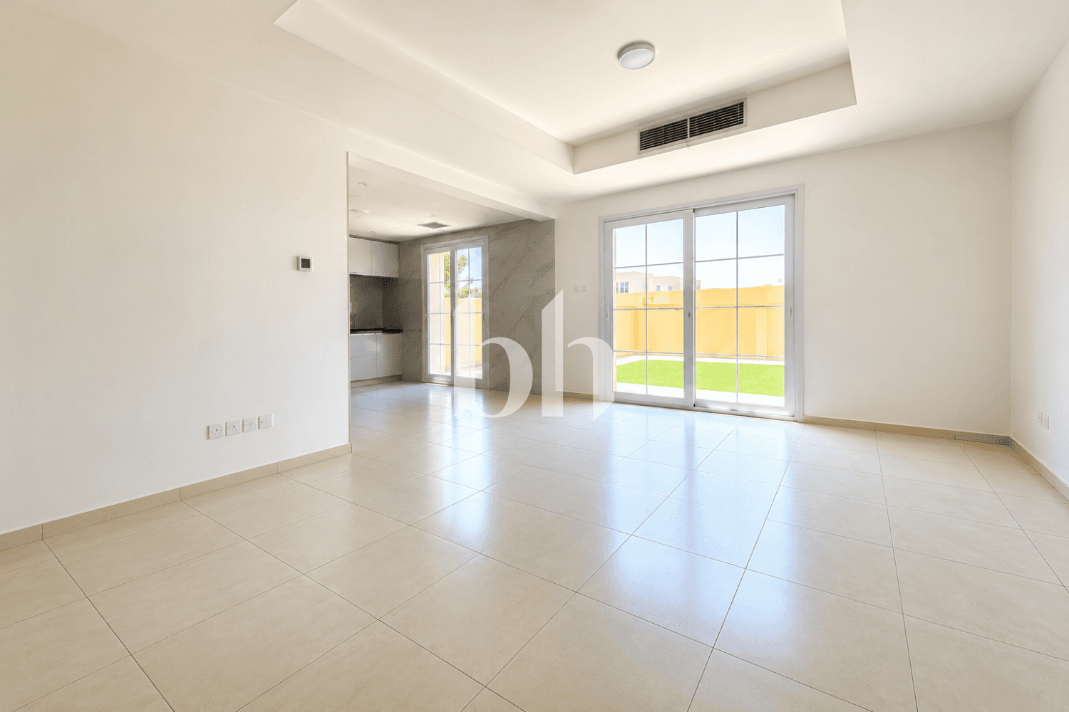 2 Bedroom Townhouse in Springs 7 - photo 2