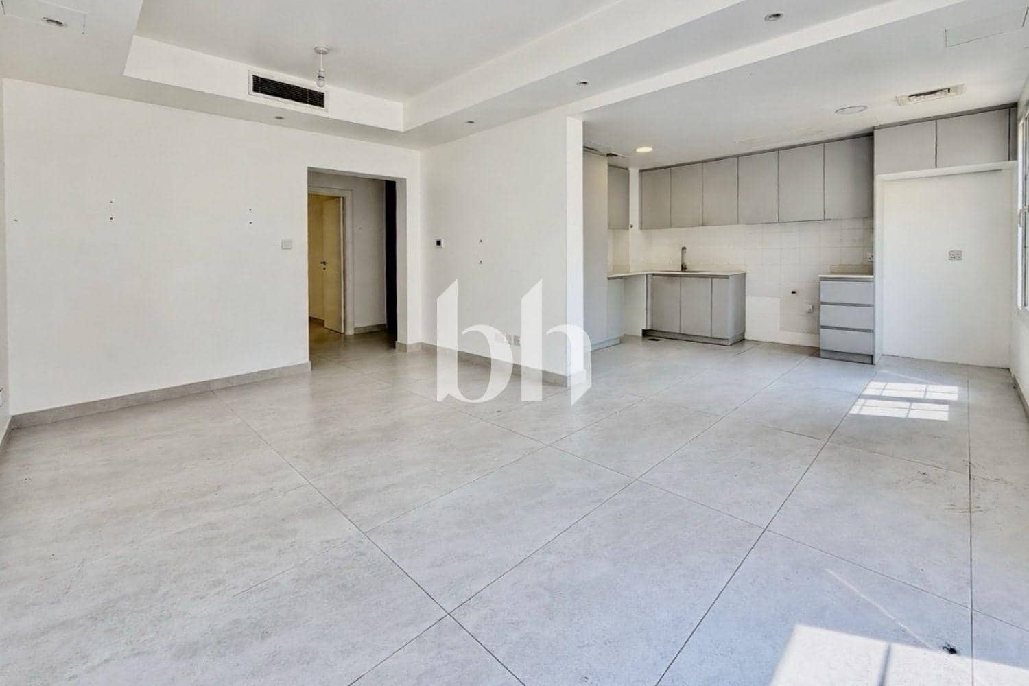 2 Bedroom Townhouse in Springs 2 - photo 2