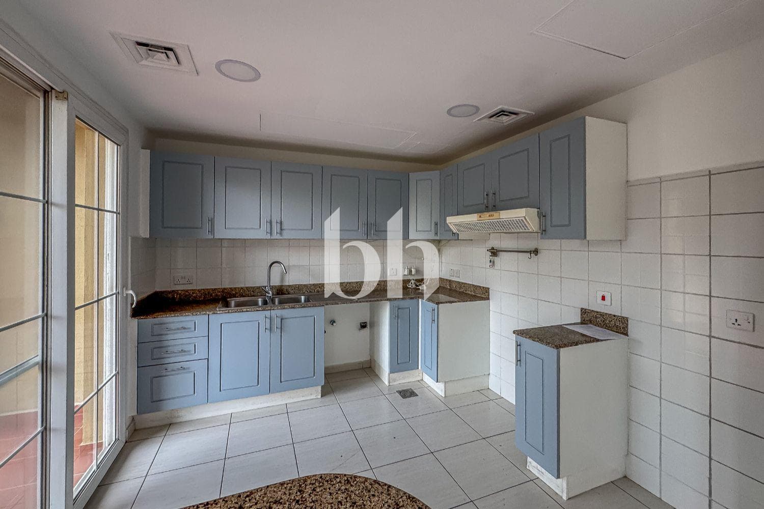 3 Bedroom Villa in Springs 1 - photo 1