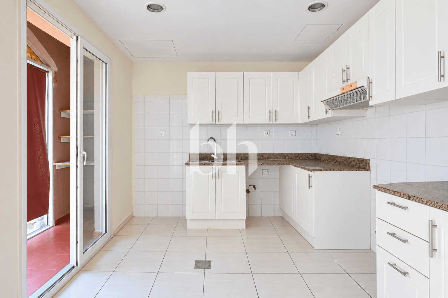 3 Bedroom Villa in Springs 15 - photo 2