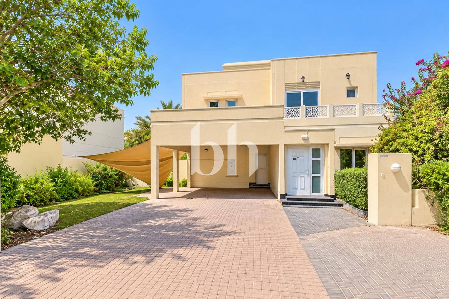 4 Bedroom Villa in Meadows 9 - photo 1