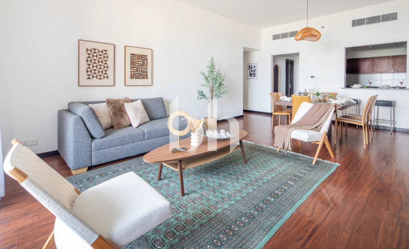 2 Bedroom Apartment in Green Lake Tower 3
