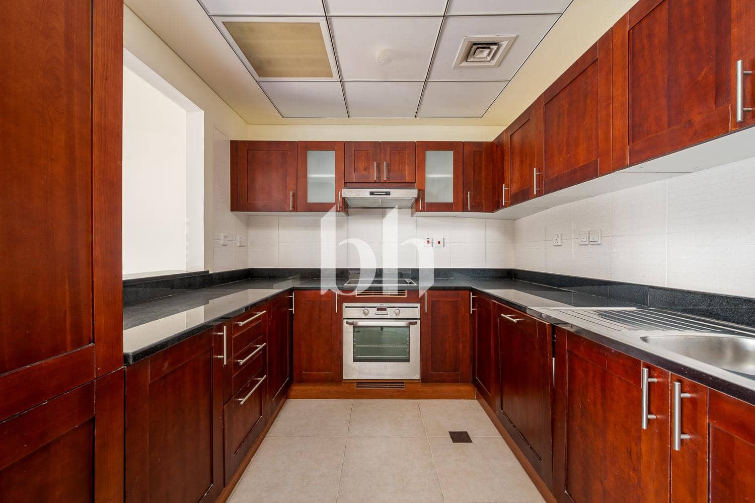 1 Bedroom Apartment in Green Lake Tower 3 - photo 2