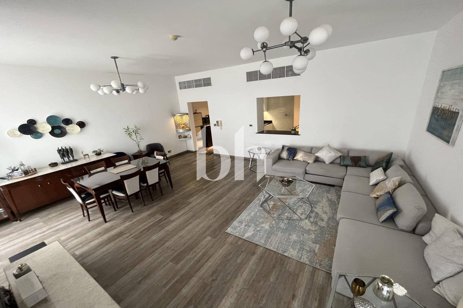 3 Bedroom Apartment in Green Lake Tower 3