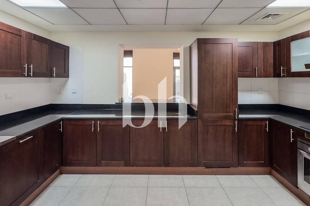 3 Bedroom Apartment in Green Lake Tower 2 - photo 2