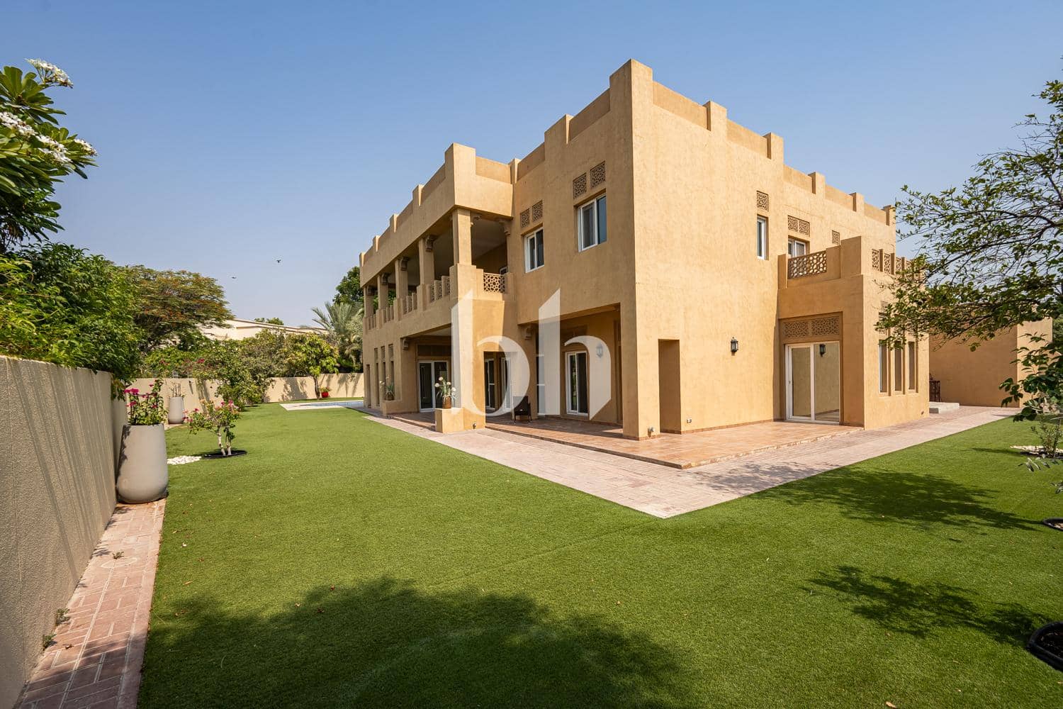7 Bedroom Villa in Al Mahra