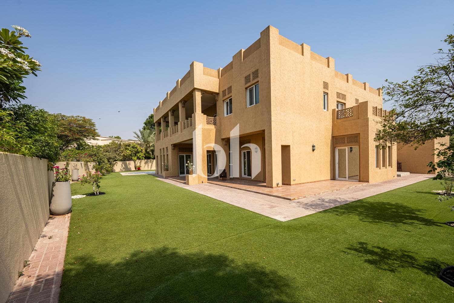 7 Bedroom Villa in Al Mahra - photo 2