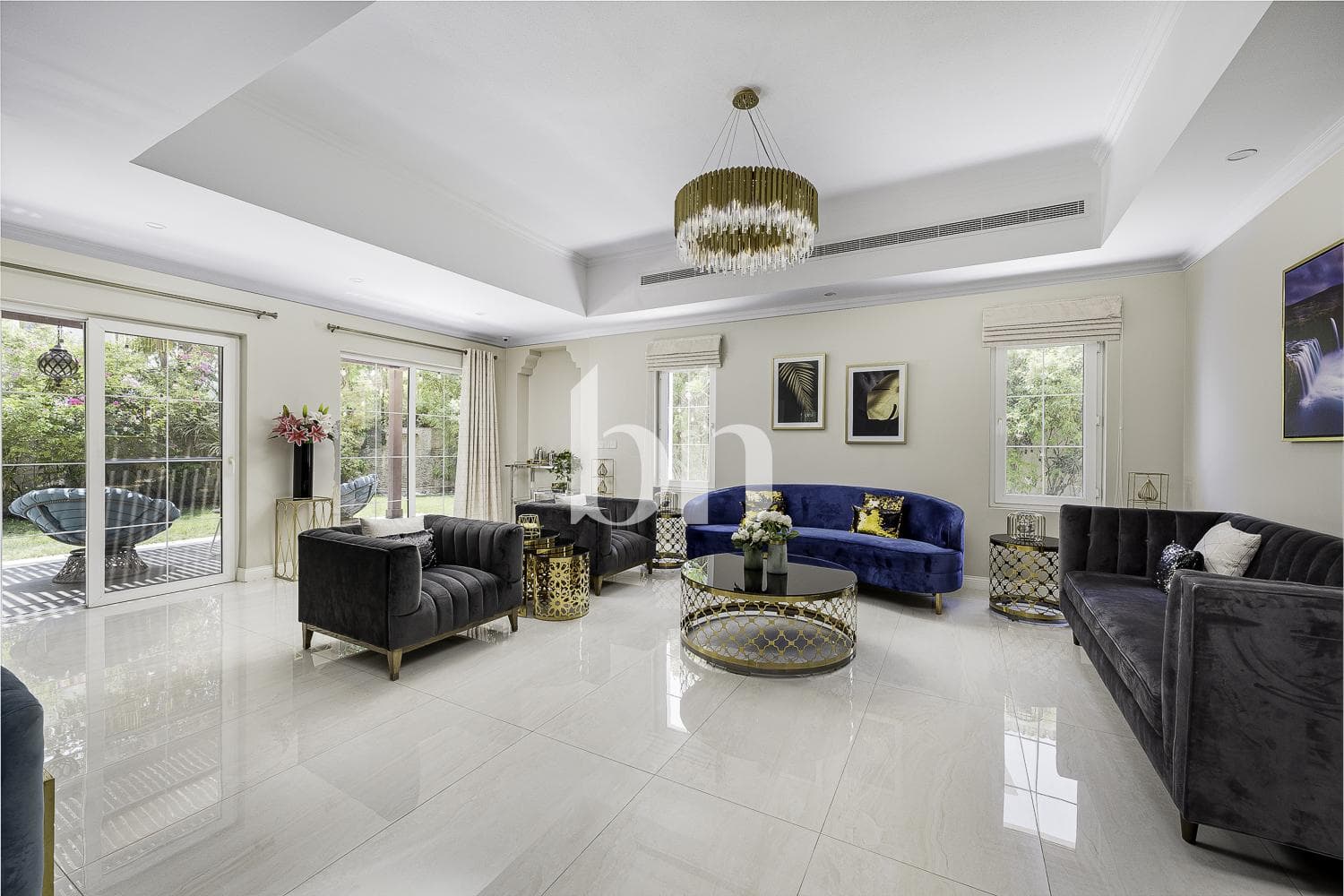 5 Bedroom Villa in Alvorada 4 - photo 1
