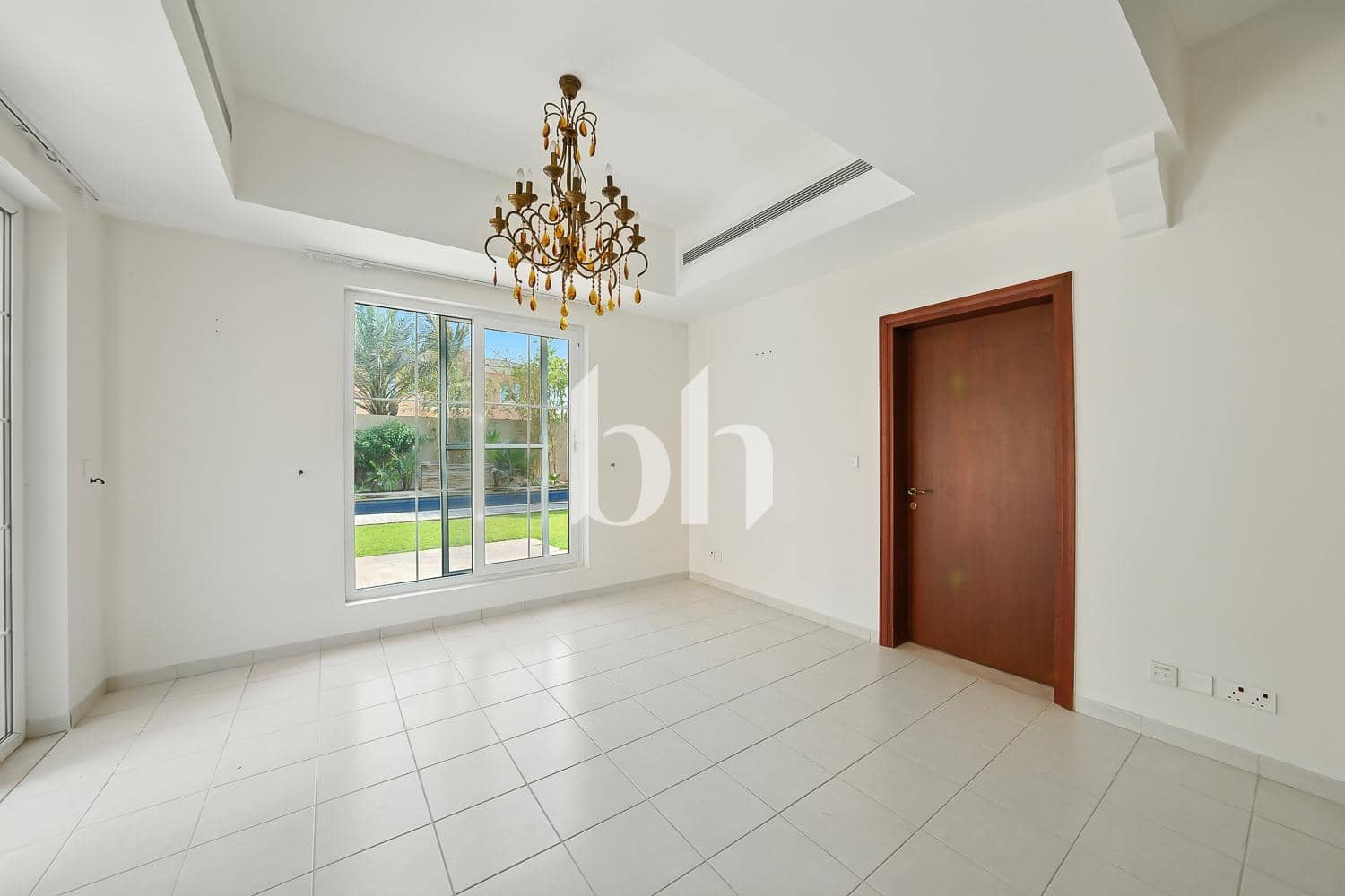 4 Bedroom Villa in Mirador - photo 2