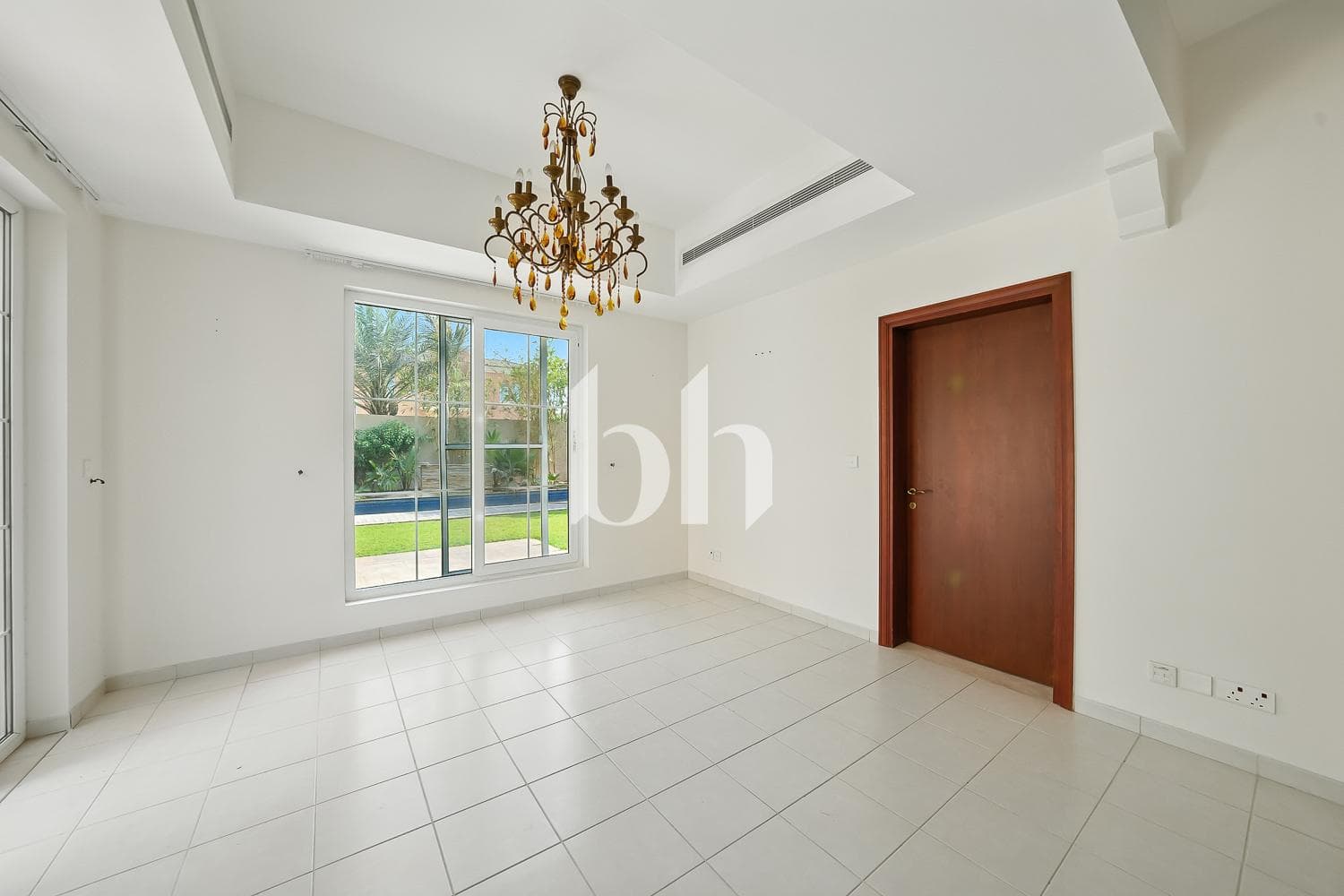 4 Bedroom Villa in Mirador - photo 2