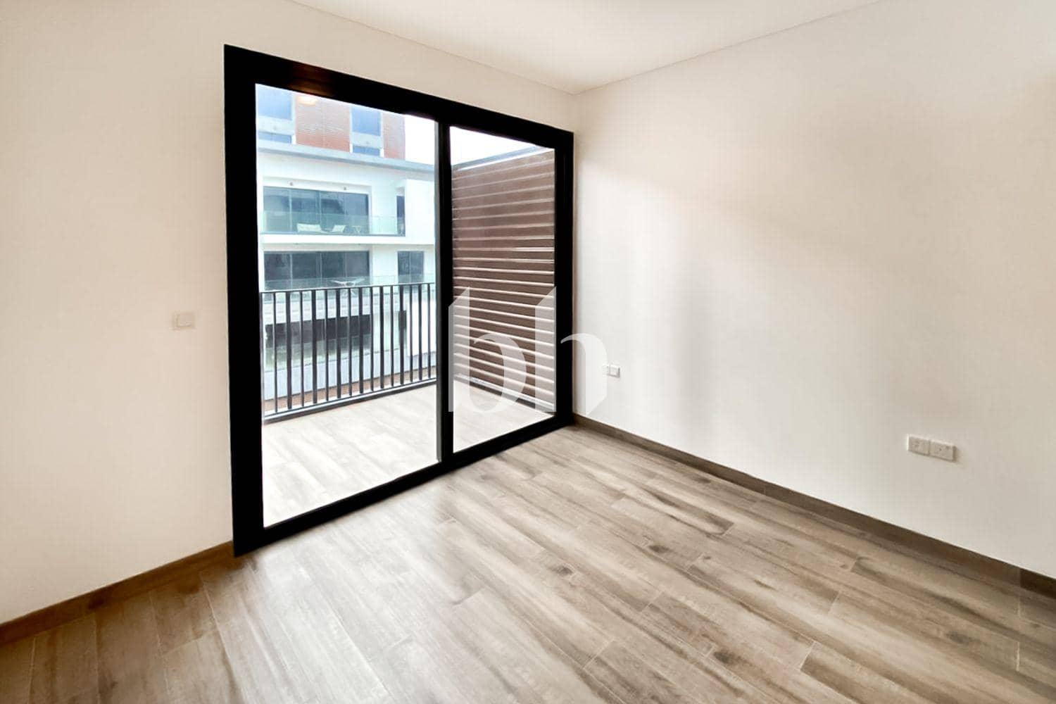 2 Bedroom Apartment in Oakley Square Residence B - photo 2