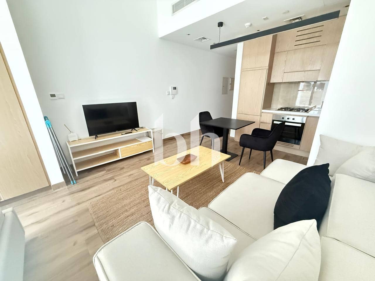 Studio Apartment in Oakley Square Residence B