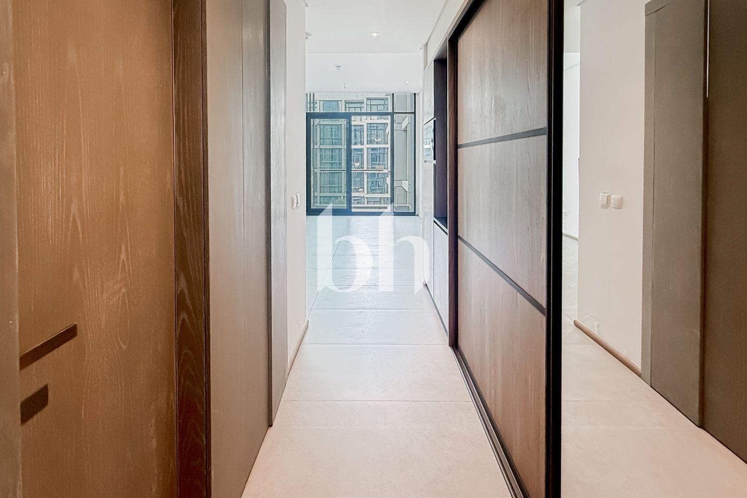 Studio Apartment in Signature Livings - South - photo 2