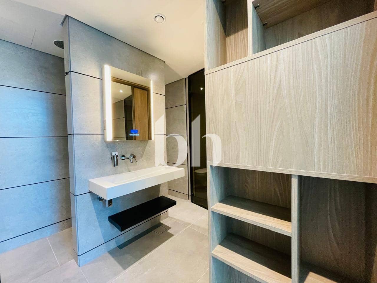 1 Bedroom Apartment in Signature Livings - South - photo 2