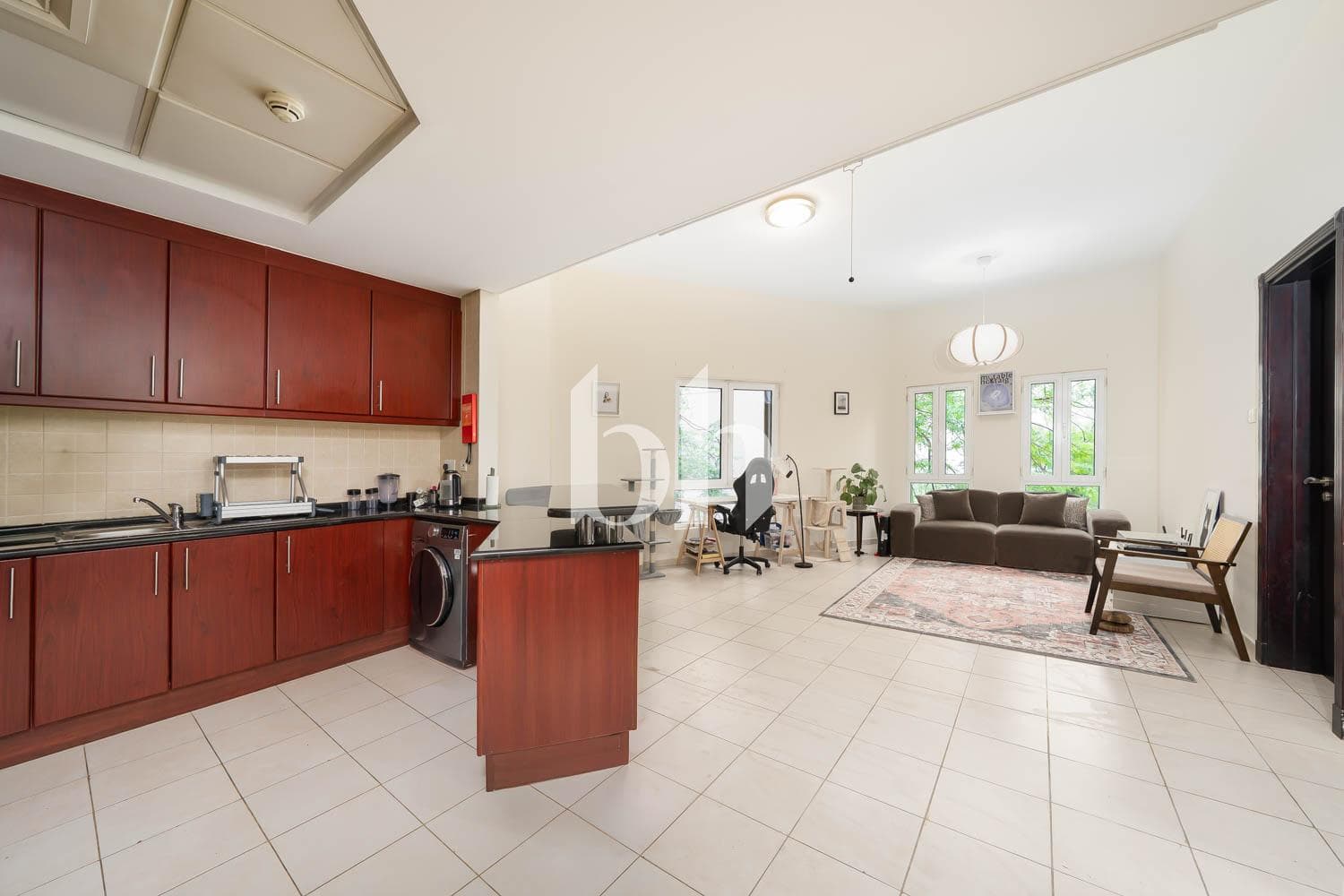 1 Bedroom Apartment in Building 74 - photo 2