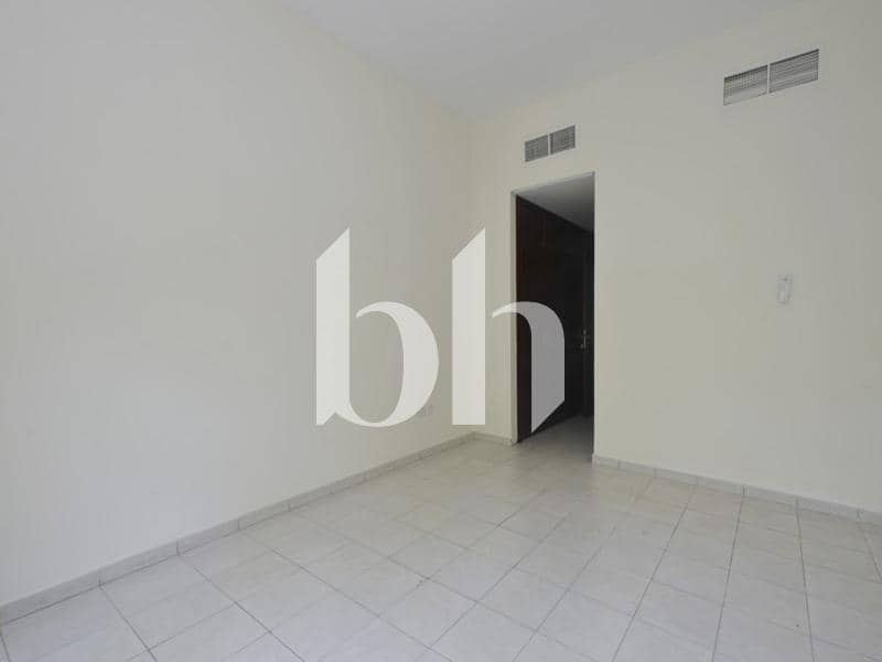 1 Bedroom Apartment in Building 53 - photo 2