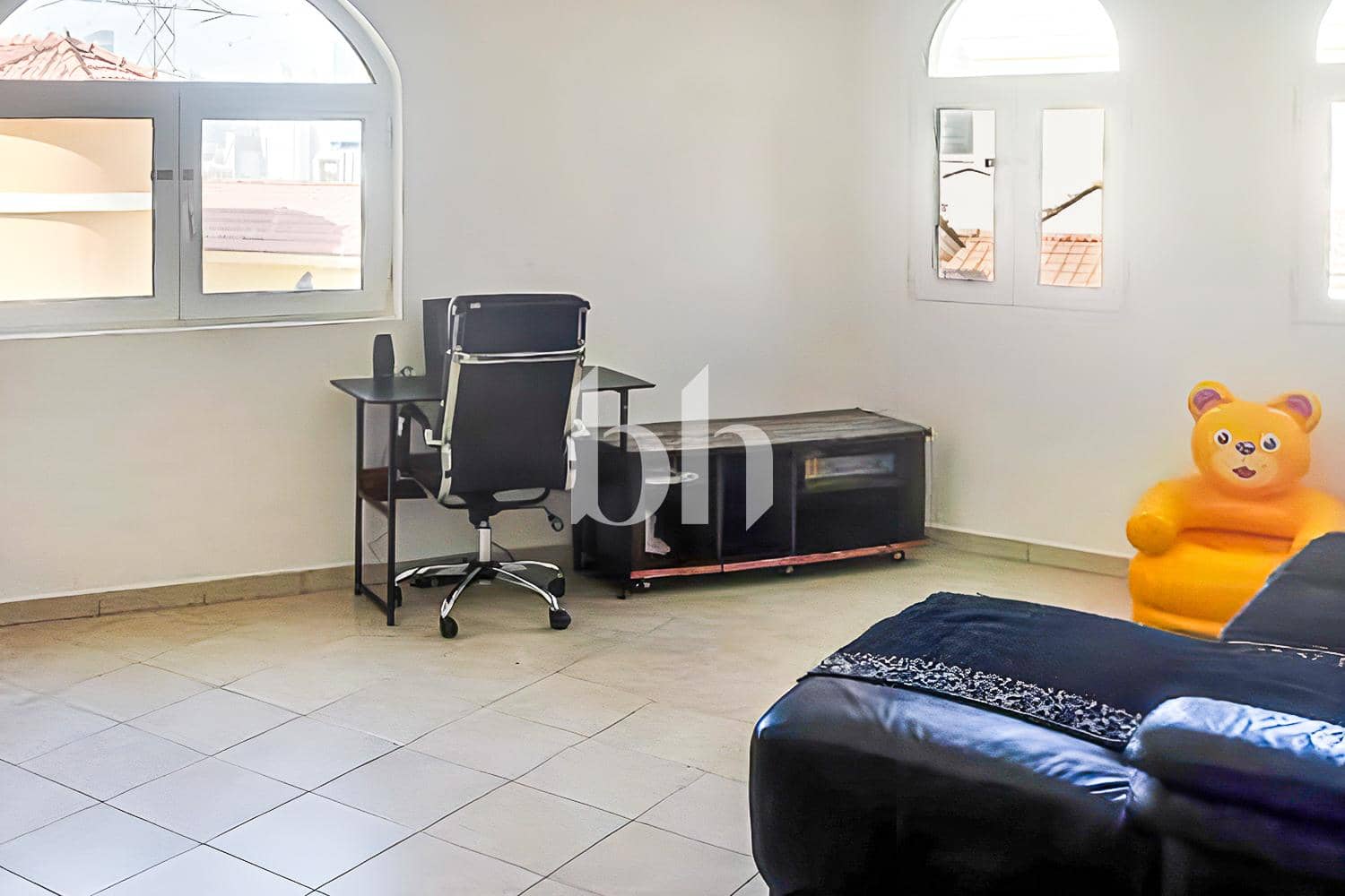 1 Bedroom Apartment in Building 79 - photo 1